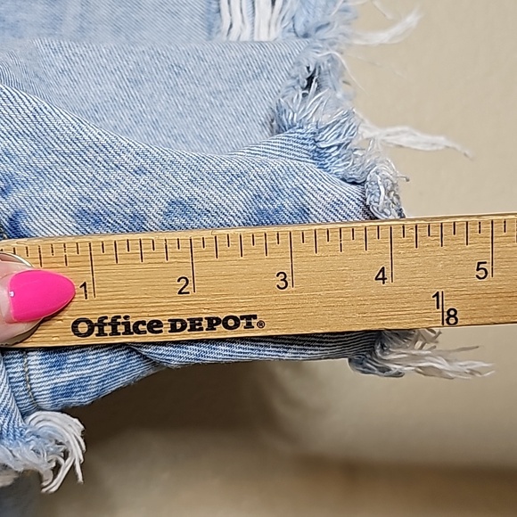 Agolde 24 Long Parker Shorts Distressed button fly cut offs - Picture 7 of 10